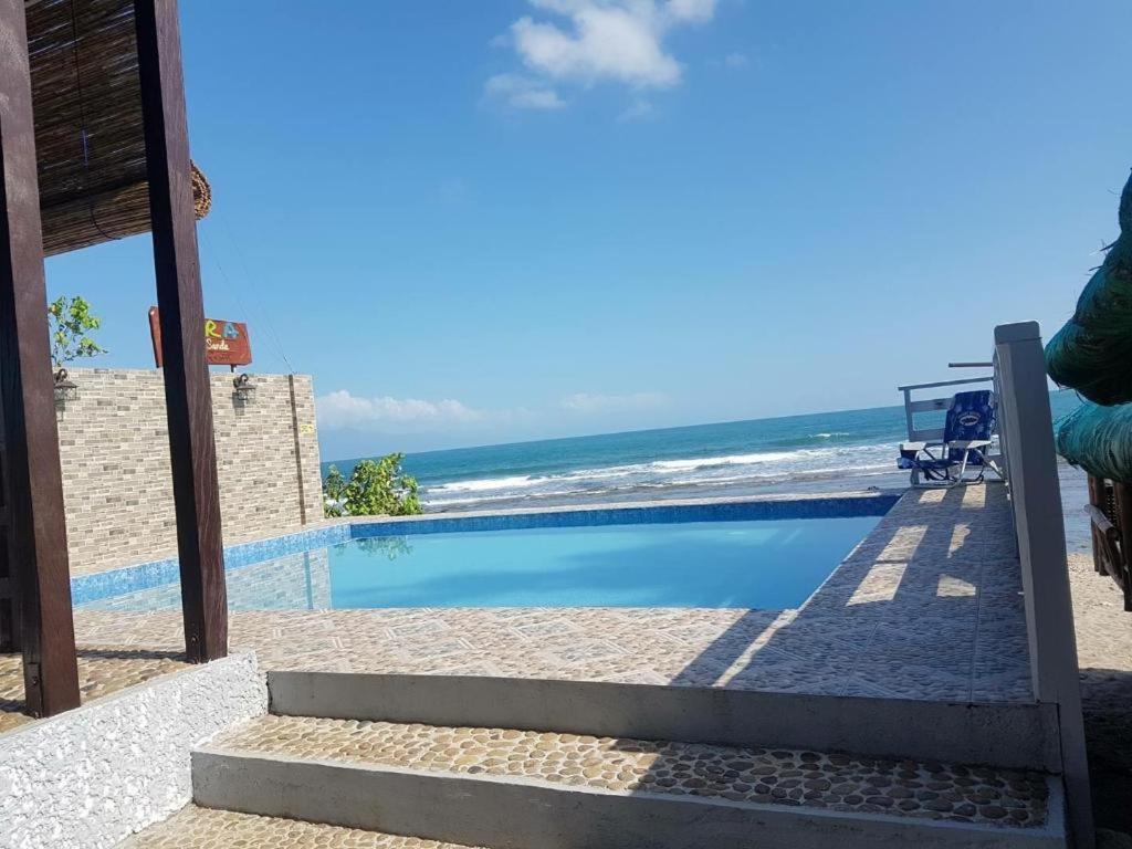 Aura Marina Sands Beach Resort Baler Kültér fotó