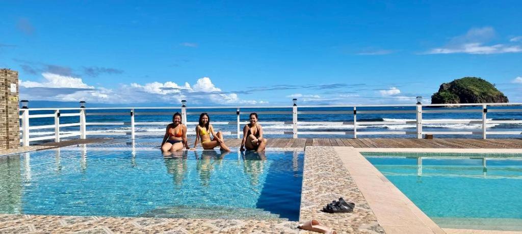 Aura Marina Sands Beach Resort Baler Kültér fotó
