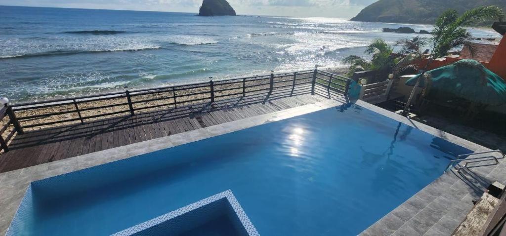 Aura Marina Sands Beach Resort Baler Kültér fotó